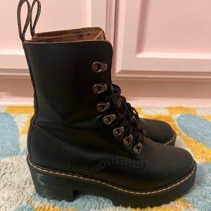 Dr. Martens Leota Boots size US 7